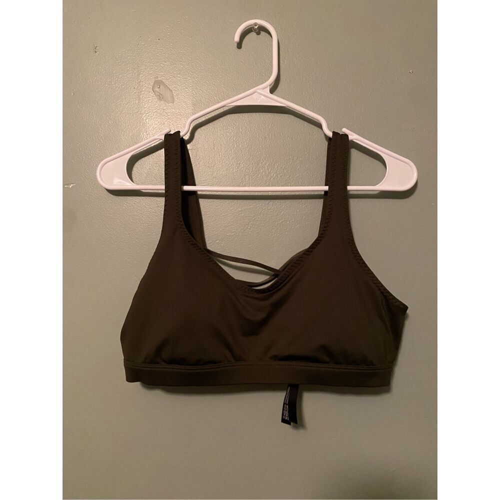 Victoria’s Secret Sport Olive Green Criss Cross Sports Bra Size Large NWOT